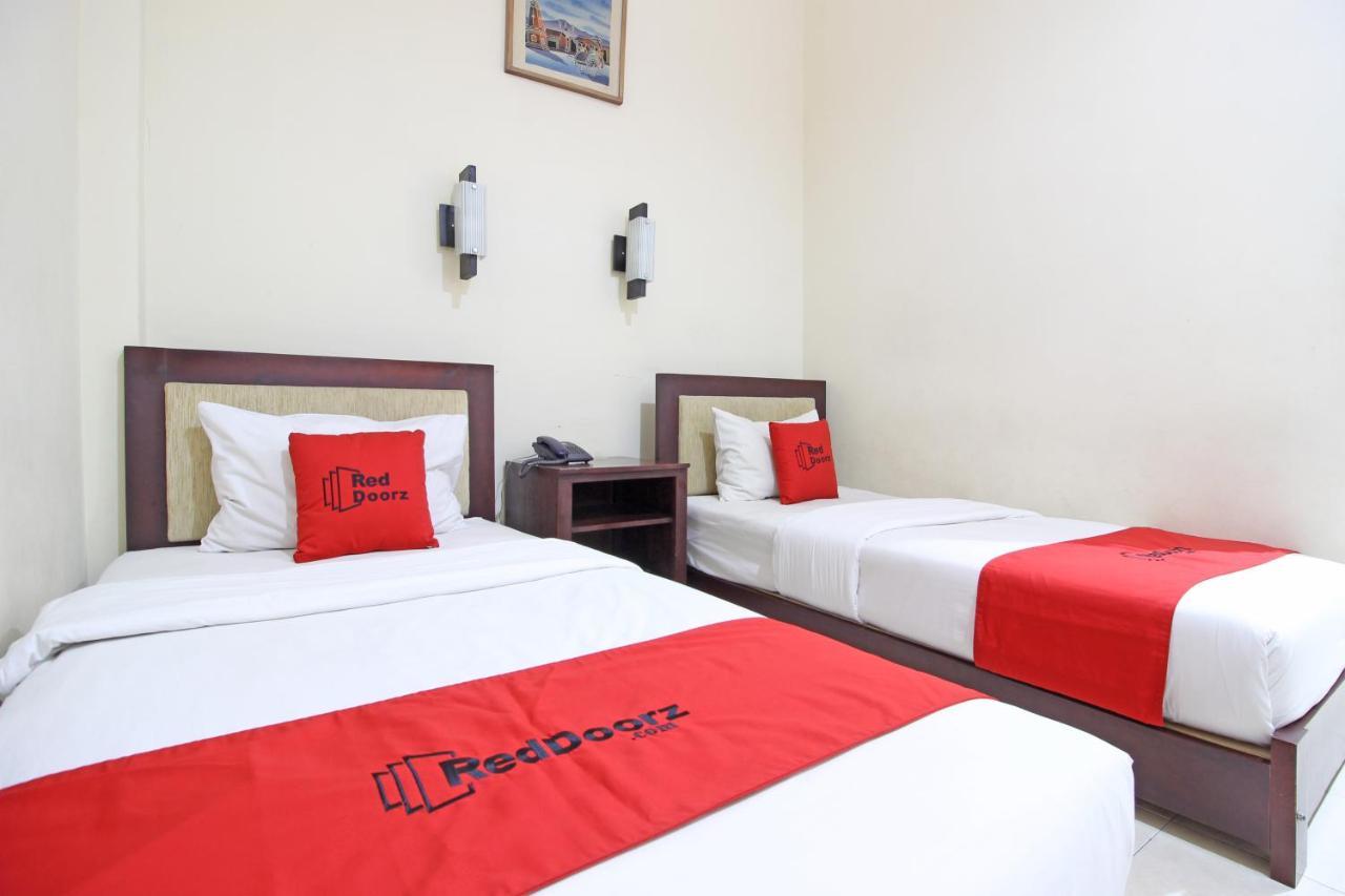 Hotel Septia Джокьякарта Экстерьер фото