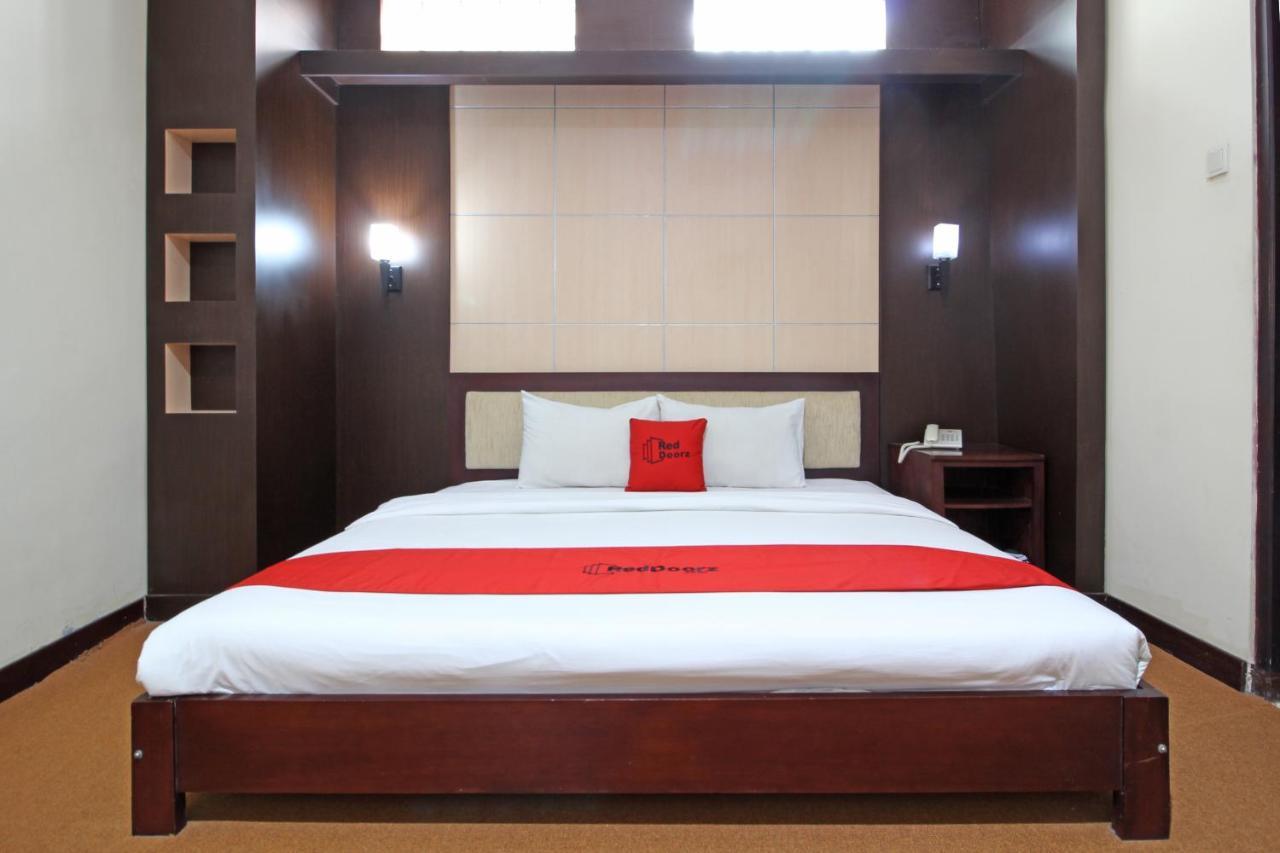 Hotel Septia Джокьякарта Экстерьер фото