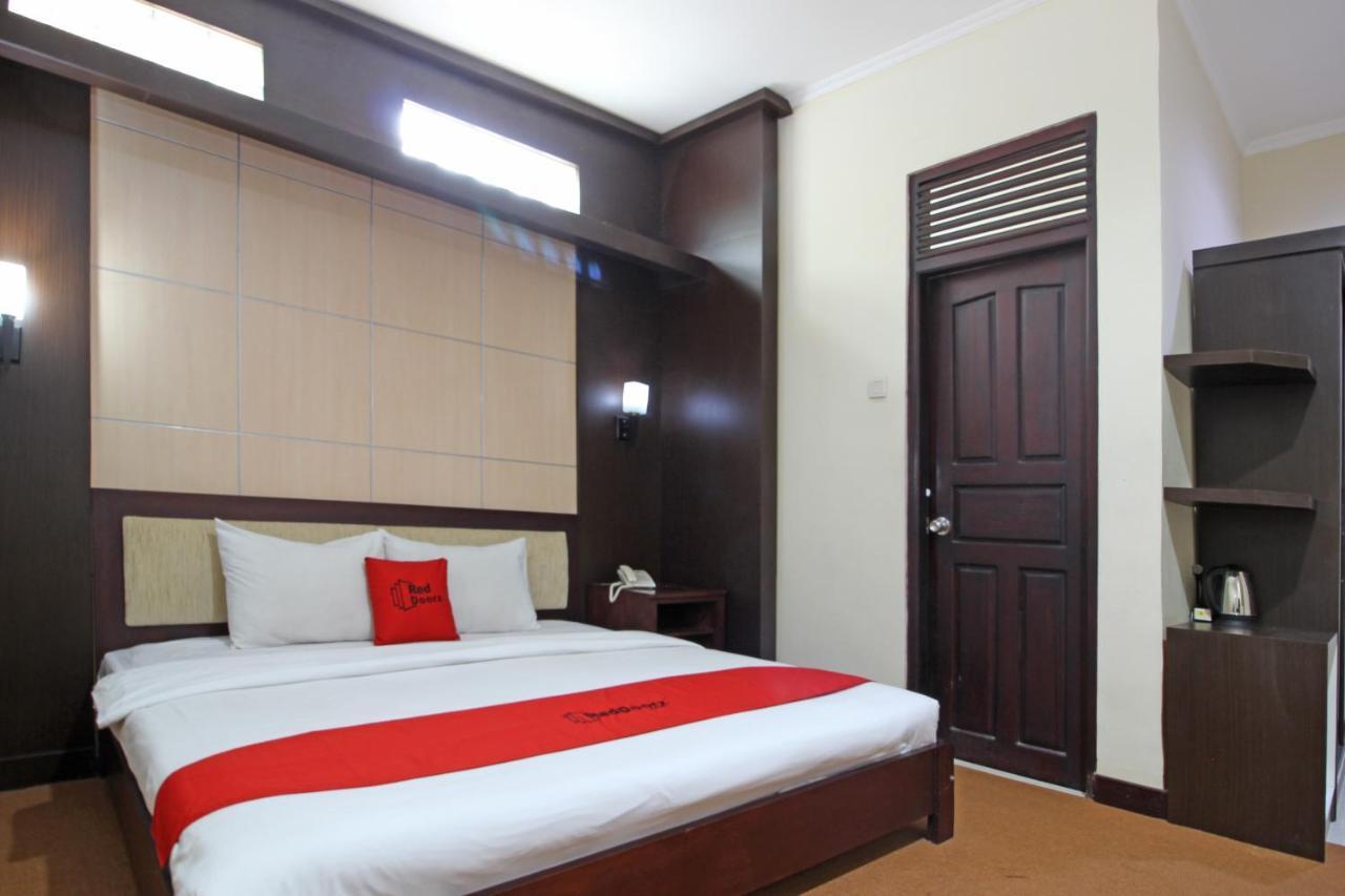 Hotel Septia Джокьякарта Экстерьер фото