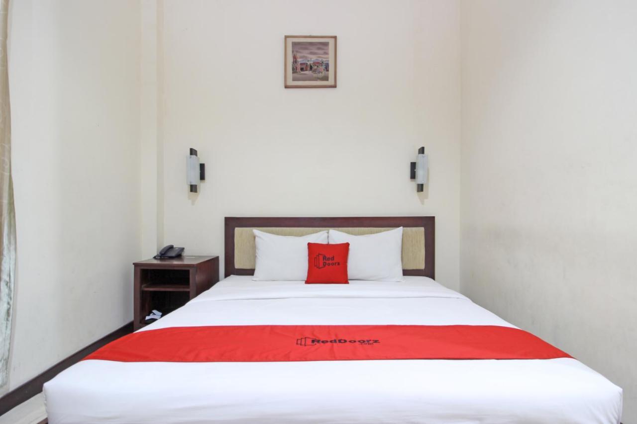 Hotel Septia Джокьякарта Экстерьер фото