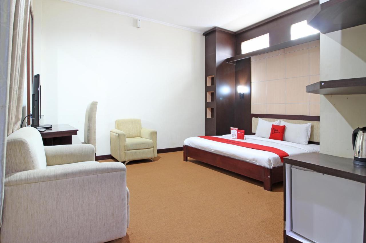 Hotel Septia Джокьякарта Экстерьер фото